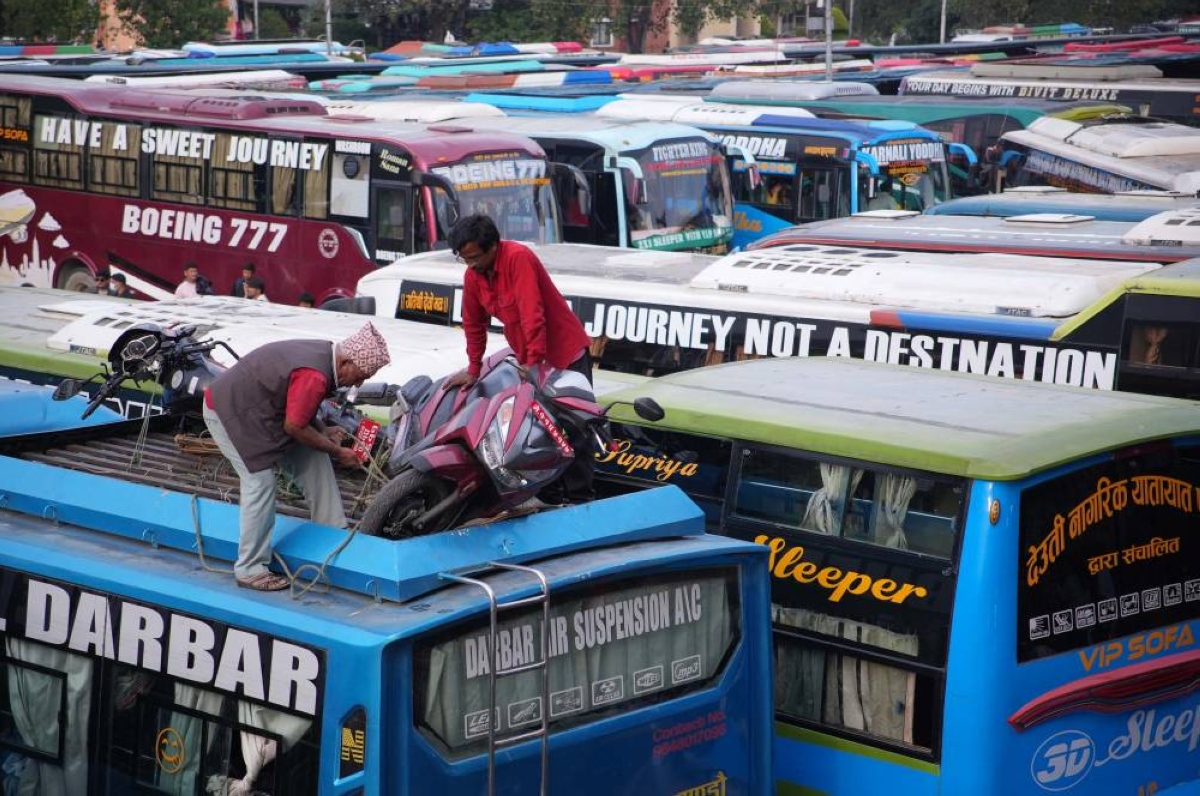 Dashain exodus gathers pace as 207,251 leave New Bus Park